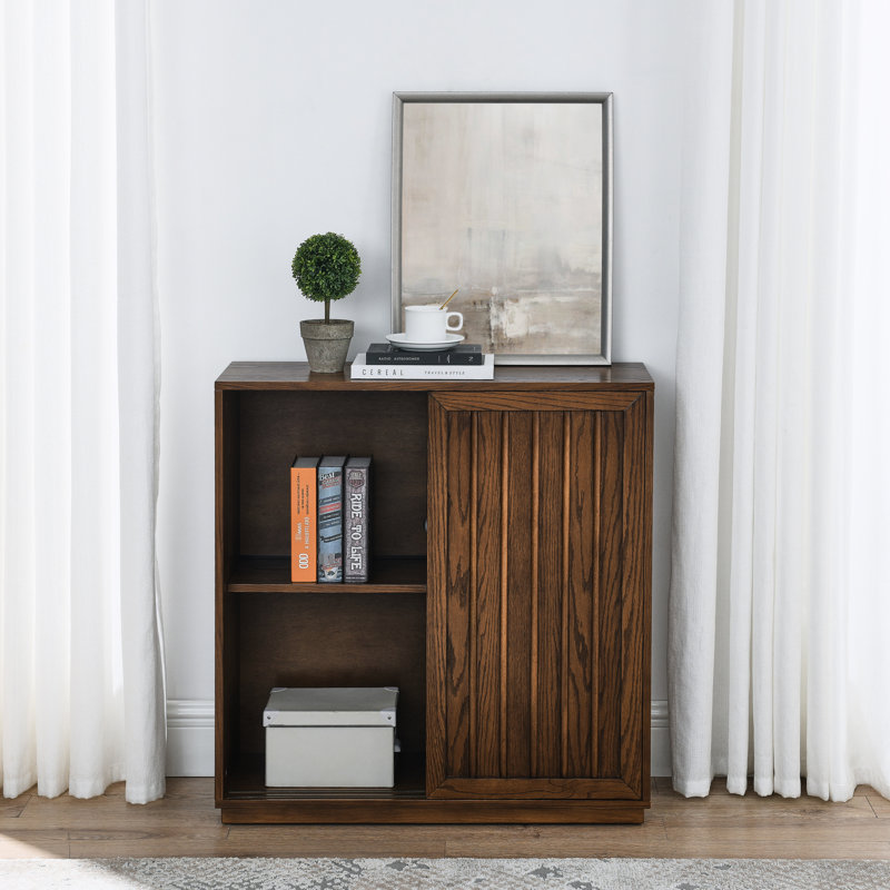 Buffet Mid-Century: 2 portes coulissantes, décoratives en bois massif. Armoire pour plusieurs pièces. , Buffet en noyer, Rangement de porte avec bandes, Salon, Cuisine, Salle à manger, Hall d'entrée, Couloir