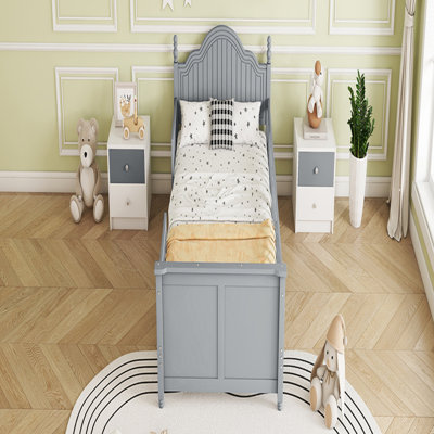 Lit plateforme simple en bois pour enfants avec tête de lit, pied de lit et garde-corps de sécurité, gris