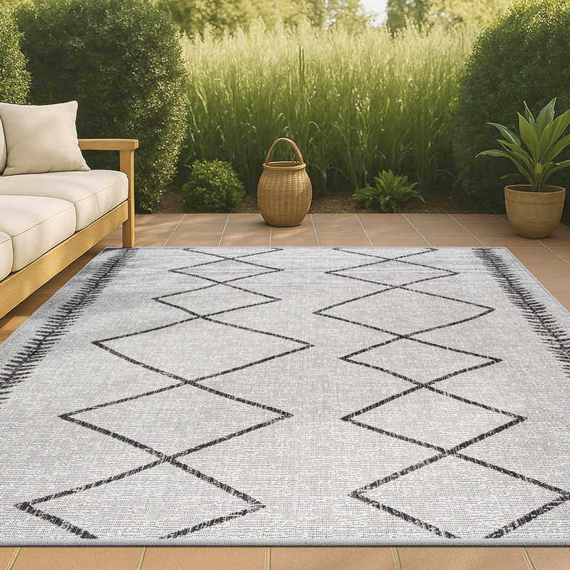 Tapis intérieur / extérieur Wilmot Tribal Diamond, Rectangle 5 pi 2 po x 7 pi 5 po