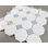 Tuile de mur et de sol Thassos en marbre blanc octogone et bleu Celeste Clover