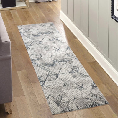 Geometric 2 Ft. 7 In. X 9 Ft. 10 In. Area Rug