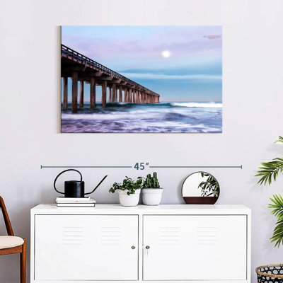 Plein lune au-dessus de Scripps Pier