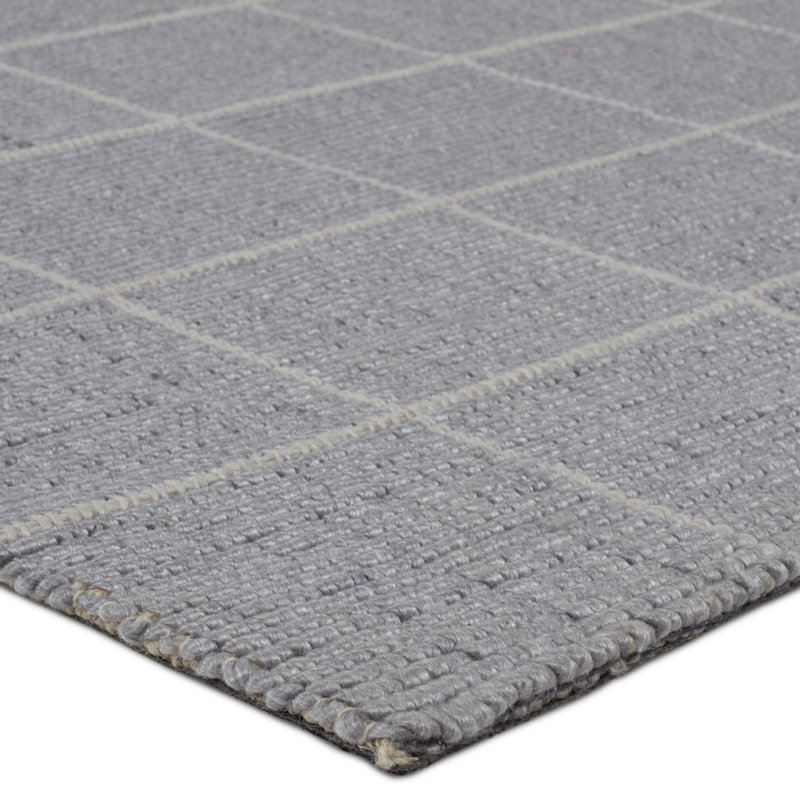 Oxford Striped Area Rug in Silver/Gray, Rectangle 5' x 8'