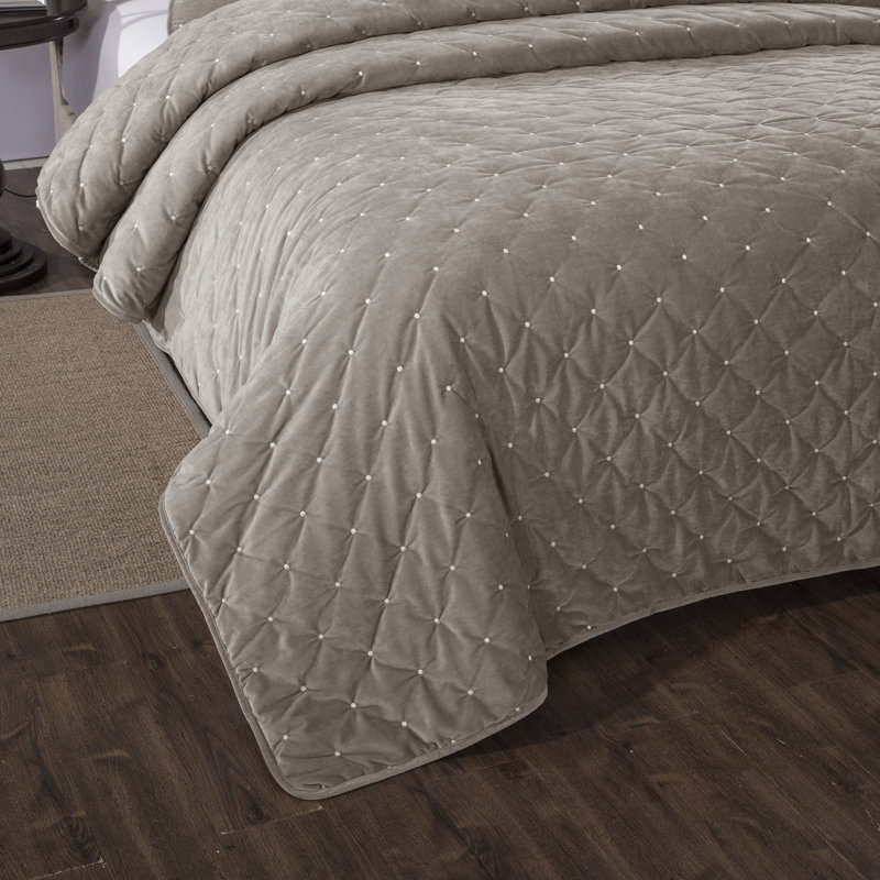 Ensemble de courtepointe Velvety Dreams, Courtepointe très grand + 2 couvre-oreillers stan, Brun