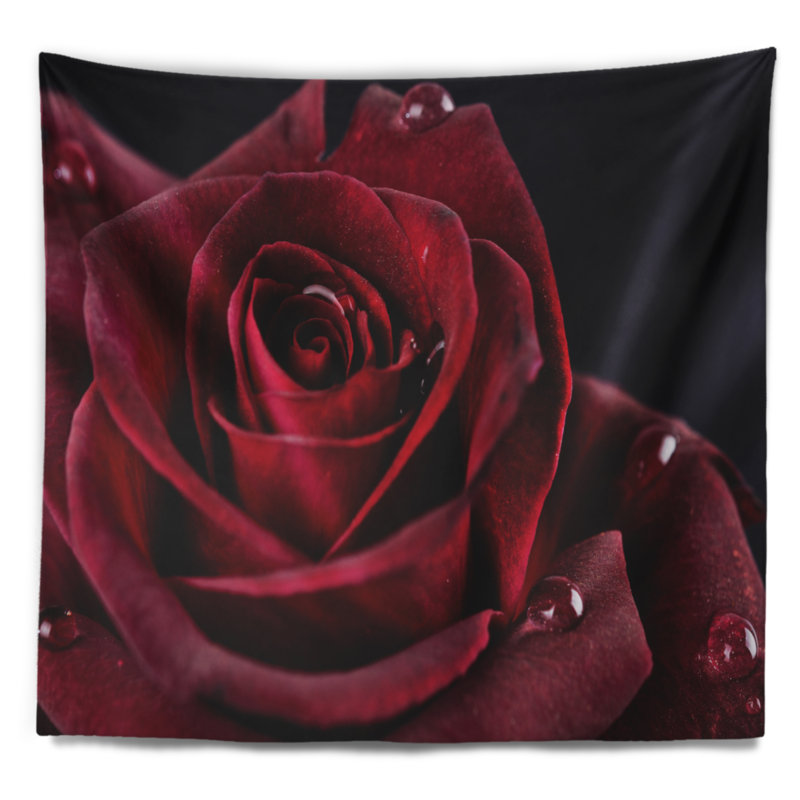 Rouge rose avec raindrops sur tapisserie noir, H 32 po x l 39 po