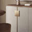 Buffet simple luxueux et léger de style italien-665762129-665762130