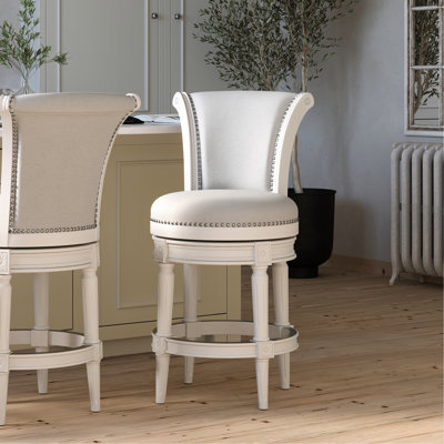Cadre en bois massif pivotant à hauteur de comptoir de 26 po avec revêtement à dossier haut en tissu blanc doux gris de 26 po et de 31 po.