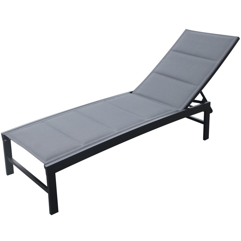 Chaise longue inclinable 45 po avec coussins 45 po