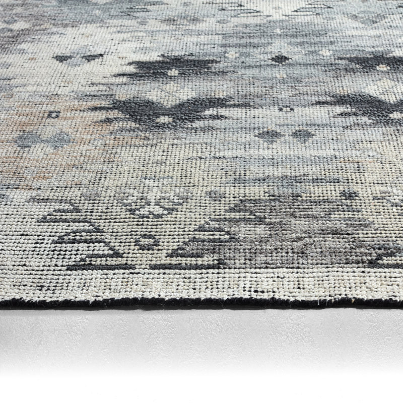 Nakoda Hand Knotted Wool Geometric Area Rug in Fungi/Jet Black/Lily White, Rectangle 8' x 10'
