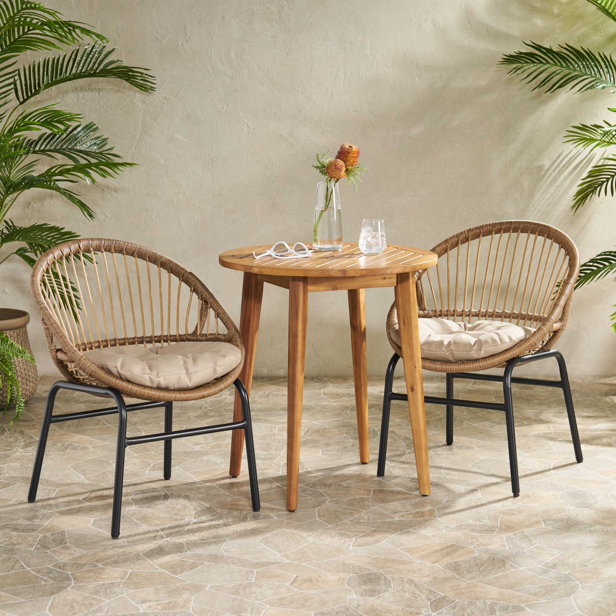 Round rattan best sale bistro set