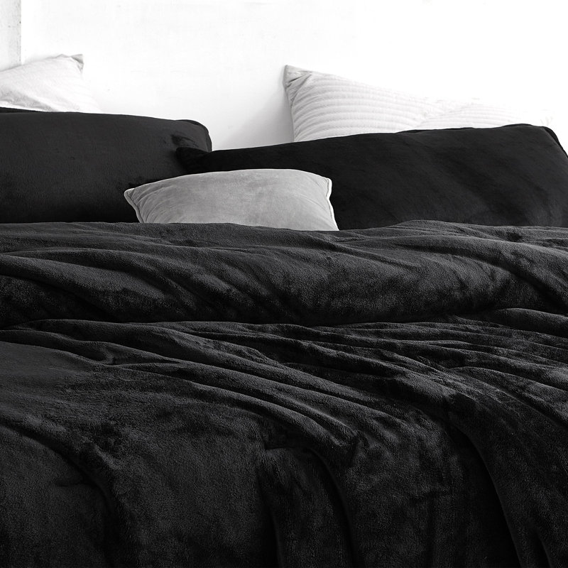 Me Sooo Comfy Coma Inducer Fleece Oversized Comforter Set, Queen Comforter + 2 Standard Shams, Black