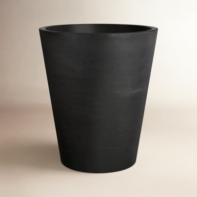 Pro Series 27" Pot Planter