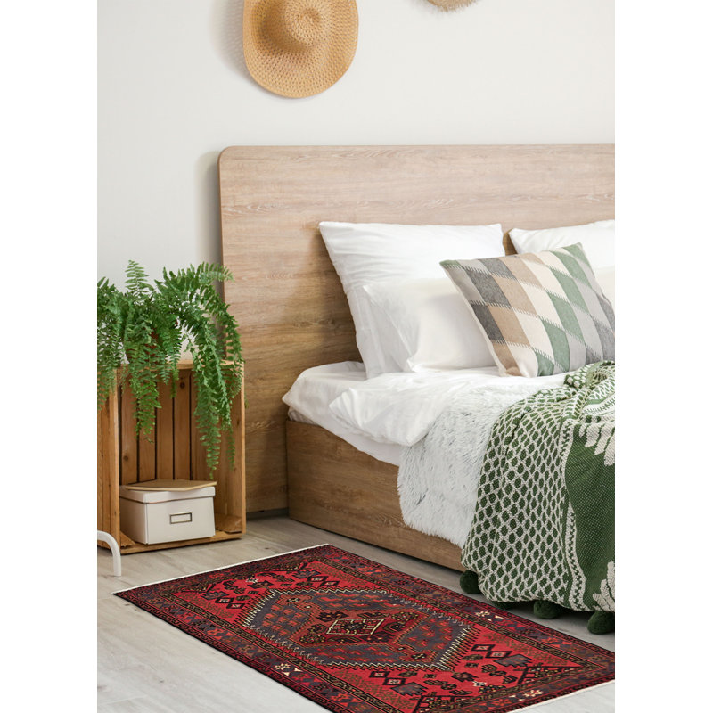 Tapis rouge Andelz 3 pi 3 po x 4 pi 10 po