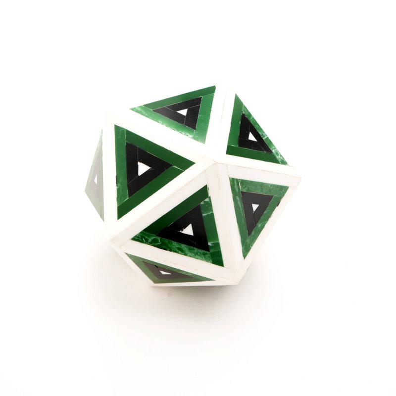 Orbe décoratif en forme de losange et de résine | Sculpture | Figurines | Vert et noir, Vert / noir
