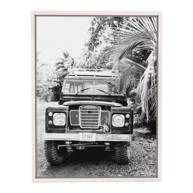 Palmiers Rover par Kristen M. Brown, H 27,5 po x l 21,5 po x P 1,25 po, Toile avec cadre blanc