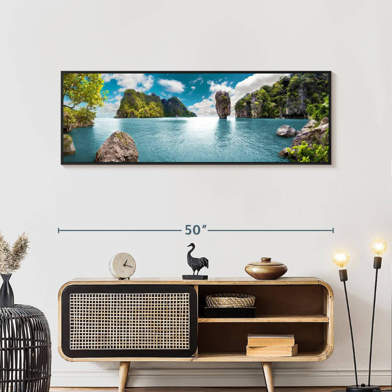 Iconic James Bond Island, Cadre flottant noir, 49 po x 17 po
