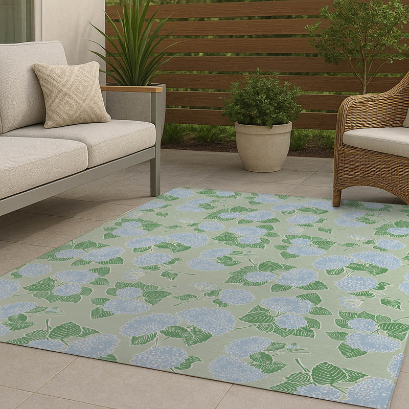 Hydrangea Non Slip Outdoor Rug, Rectangle 4' x 6'