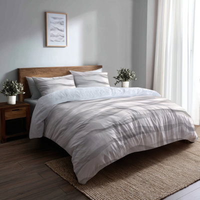 Abstract Bedding Set Of 3 - Modern Gray Wave Monochrome Duvet Cover And Throw Pillow Set