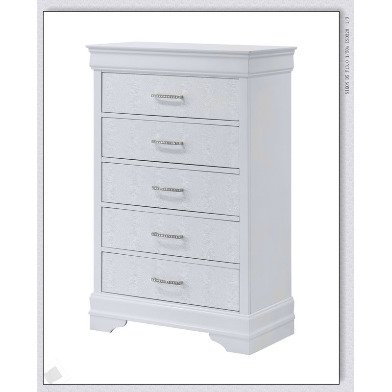 Commode haute à 5 tiroirs avec finition texturée blanche et poignées capitonnées en cristal, mobilier de chambre en bois massif durable