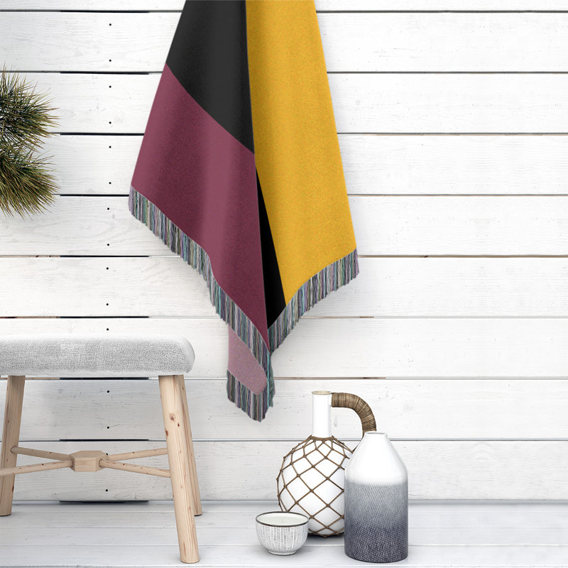 Couverture en coton Charlotte, Basketball Cleveland, L 37 po x L 52 po, Vin / noir / or