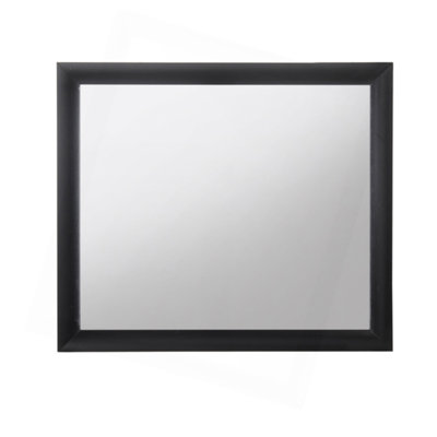 Miroir chic et polyvalent à finition moderne