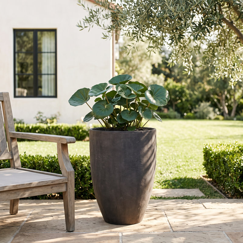 Mercado Large Pedestal Planter, Beige