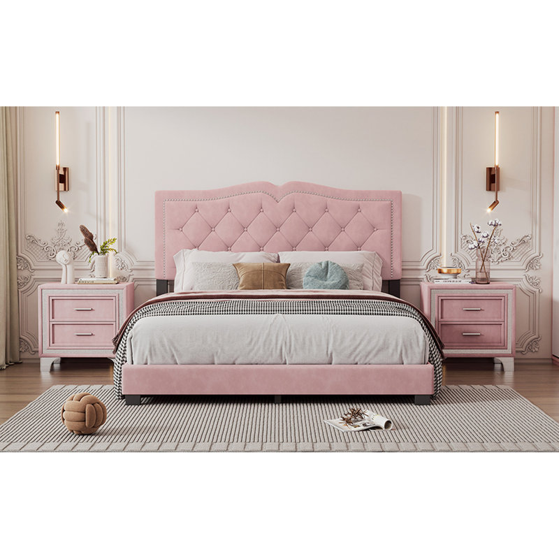 Tête de lit en rose avec plateforme tapissier en velours moderne avec cadre de rivet et rivets décoratifs