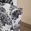 Ensemble de table basse et fauteuil