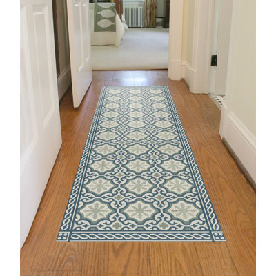 Un-Rug Chelsey Low Profile Kitchen Mat by Matterly