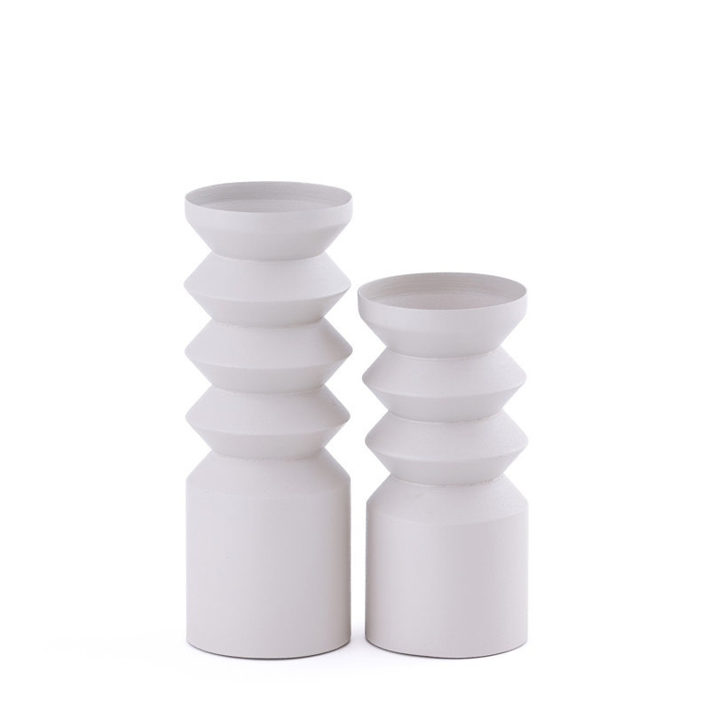 Vase en fer blanc Lg, H 8 po x l 4 po x P 4 po