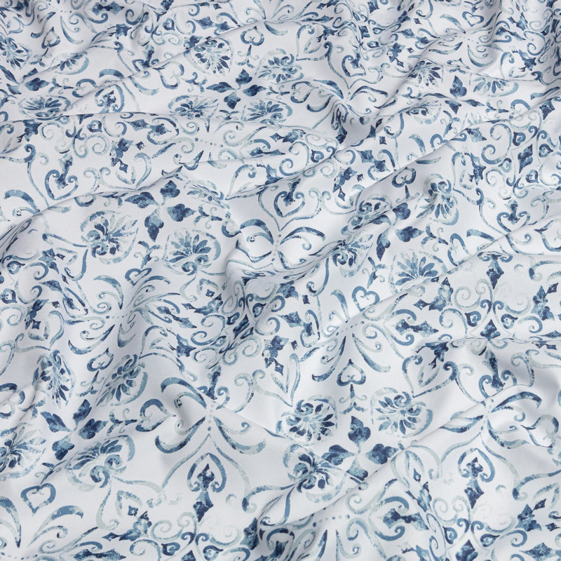 Blue and White Queen Microfiber Printed Sheet Set