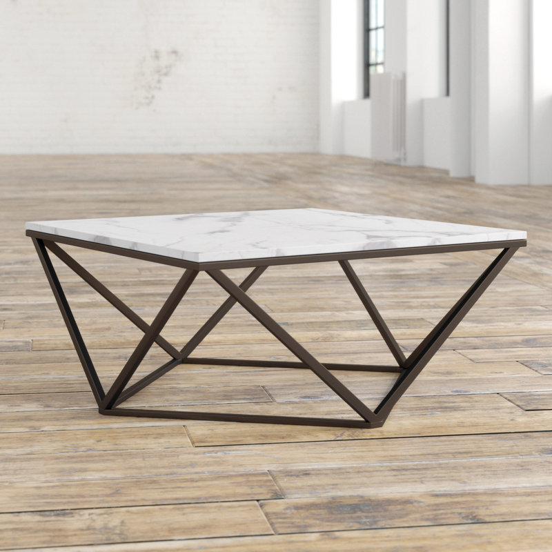 Table basse Akela, 16.5" H x 36" L x 36" W, Brun