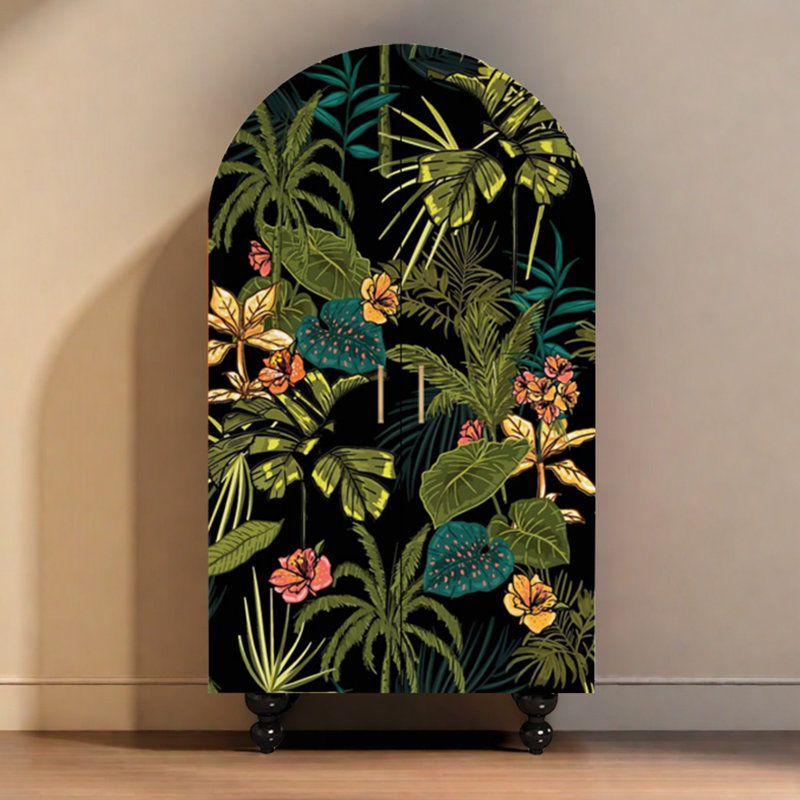 Armoire arquée avec tablettes et portes