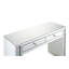 Bureau de coiffeuse Nysa avec finition miroir et incrustation de faux cristal, parfait pour un décor glamour et fonctionnel.