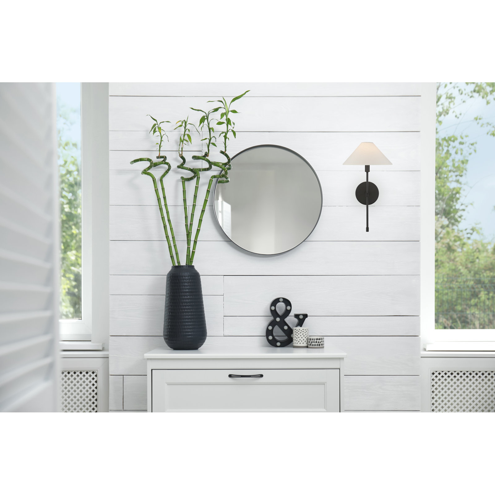 Delle Single Light Wallchiere, Black Tourmaline