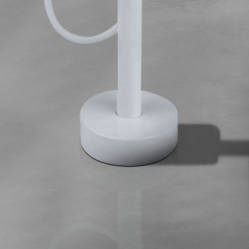 Robinet de baignoire autoportante 45 "à 2 poignées avec douchette en titane 45 5/8 po, Blanc / Blanc