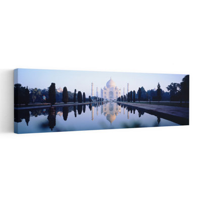 «Taj Mahal India Peaceful Tranquil Architecture», art mural