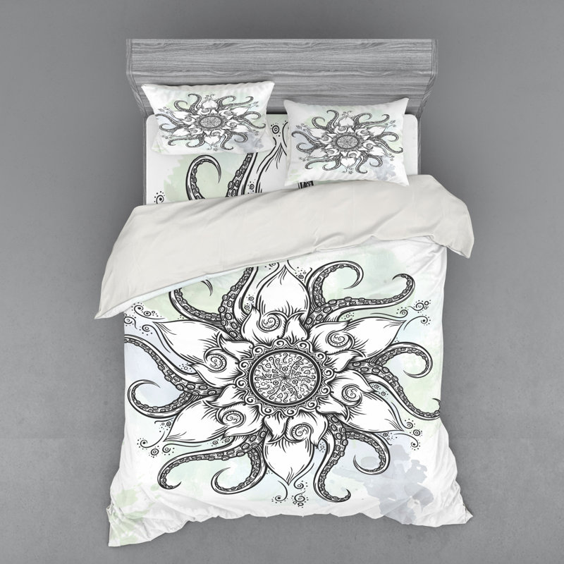 Octopus Eclectic Duvet Cover, Queen Duvet Cover + 3 Additional Pieces, Gray
