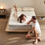 Matelas pour lit simple de 12 pouces, mousse à mémoire de forme et ressorts ensachés pour un sommeil confortable et équilibré.