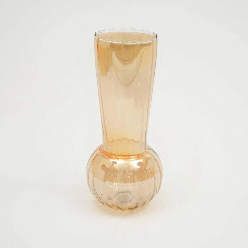 Vase tourbillon Whimsy, H 10 po x l 5,5 po x P 5,5 po