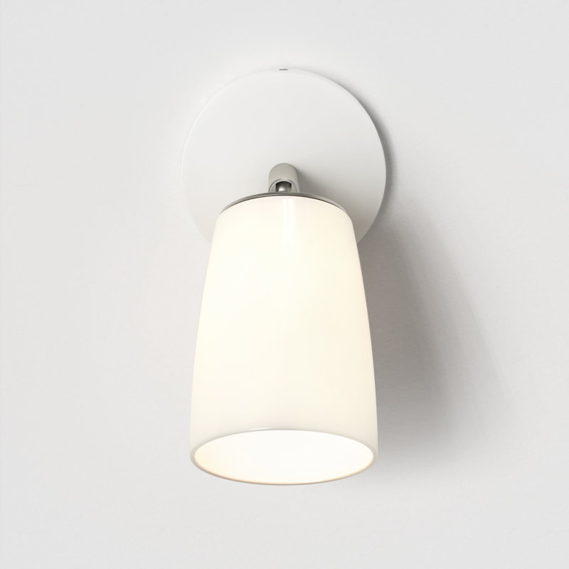 Carlton 1 - Light Spotlight, Hardwired