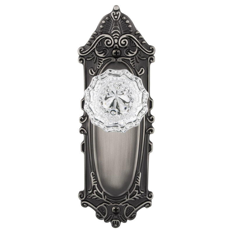 Plaque victorienne avec bouton de porte en cristal, Étain antique, 2-3/8 po