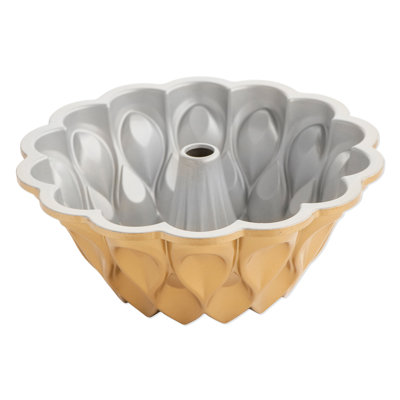 Nordic Ware Classic Cake Pan
