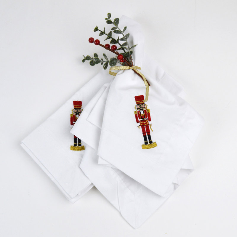 Serviette de table brodée casse-noisette