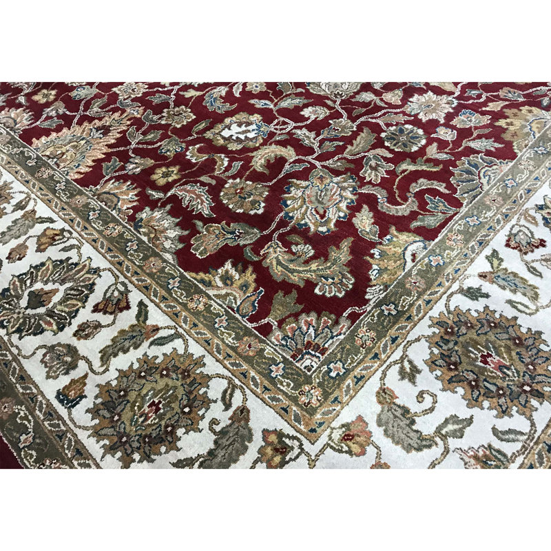 Tapis rouge et crème noué à la main de haute qualité