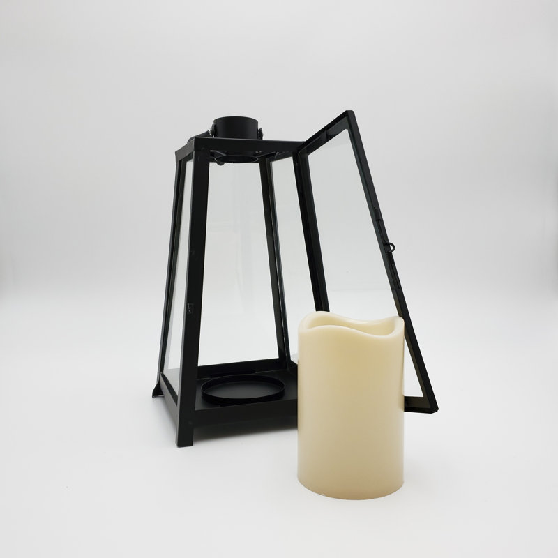 Lanterne noire en métal effilée avec bougie à piles