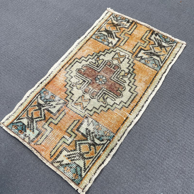 Tapis en laine rétro Vintage 18,9 x 33,5 po