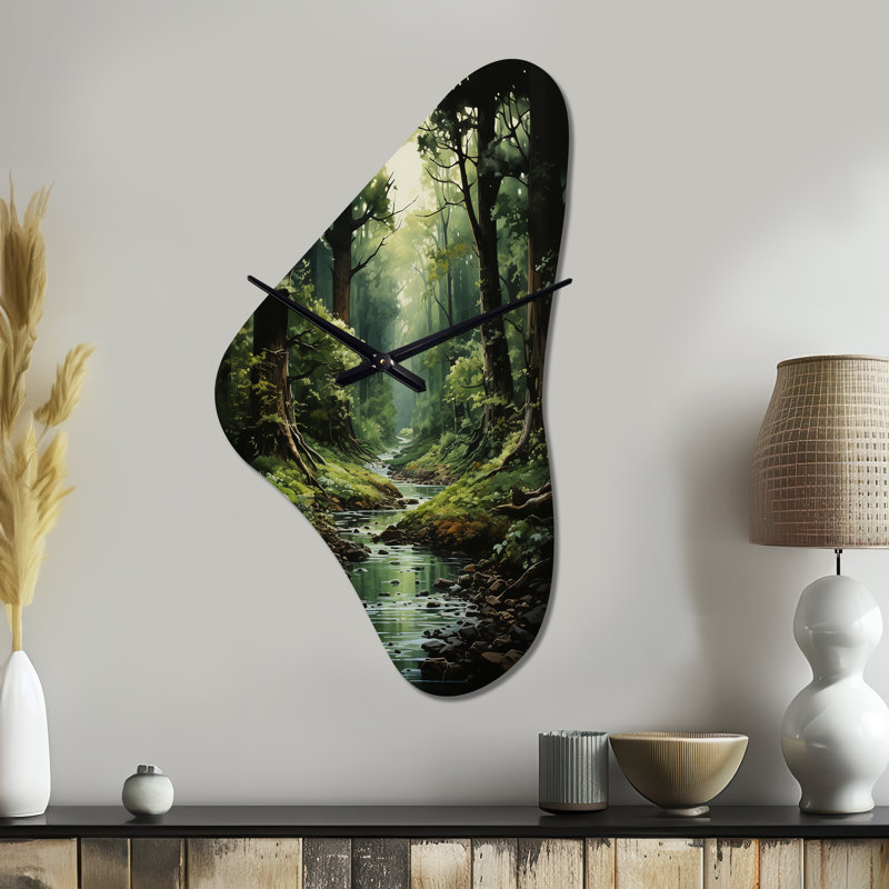 «Polivy River Into Enchanted Woods I», horloge murale en métal forêt verte, Moyenne