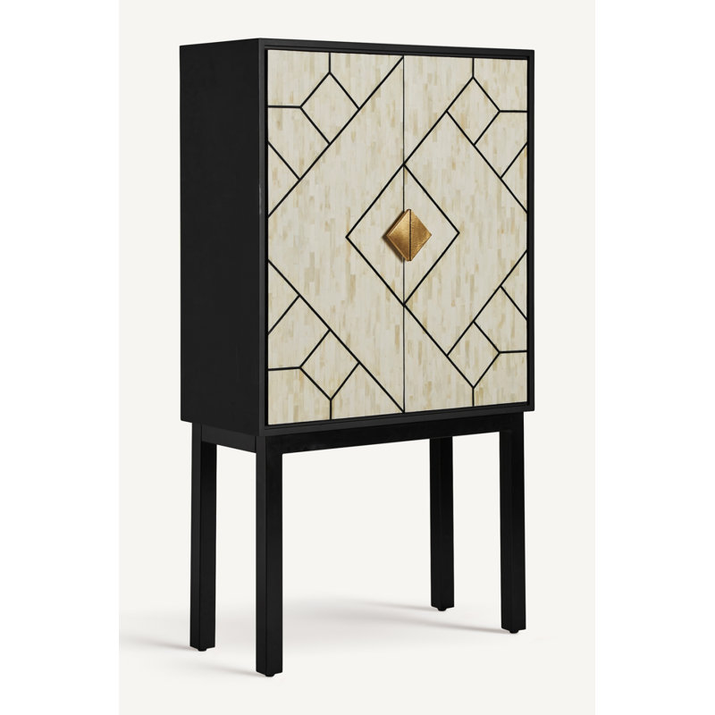 Charmes Cabinet