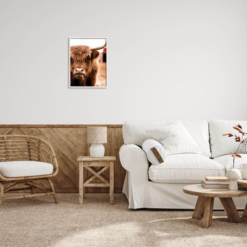 Vache en pâture, art giclée par Dakota Diener, H 20 po x l 16 po x P 1,5 po, Giclée encadrée blanc bord de mer